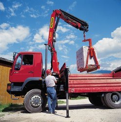 Boom Truck (Hiab crane)